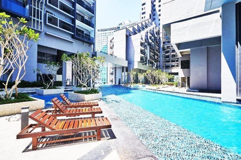 Homestay Shah Rizki At Imperio With Swimming Pool Muslim Friendly Malacca Exterior foto